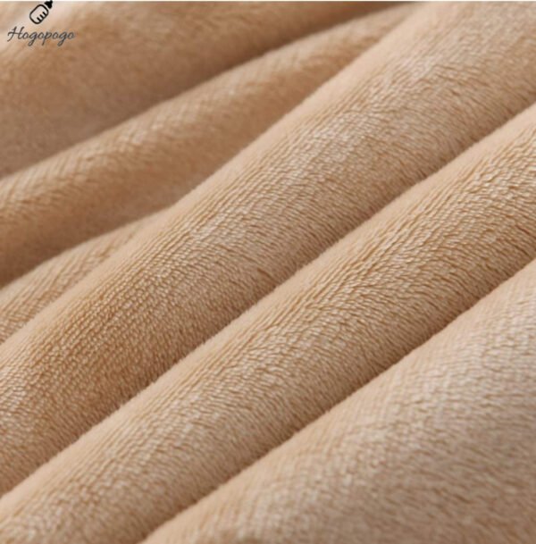 HOGOPOGO Newborn Baby Blanket | All-Season Fluffy 2-Layer AC Wrap | Flannel & Sherpa | Lightweight Blanket for Baby Boys & Girls | 130x105 cm | 3–24 Months